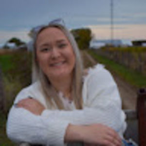 Meet your Posher, Maxine